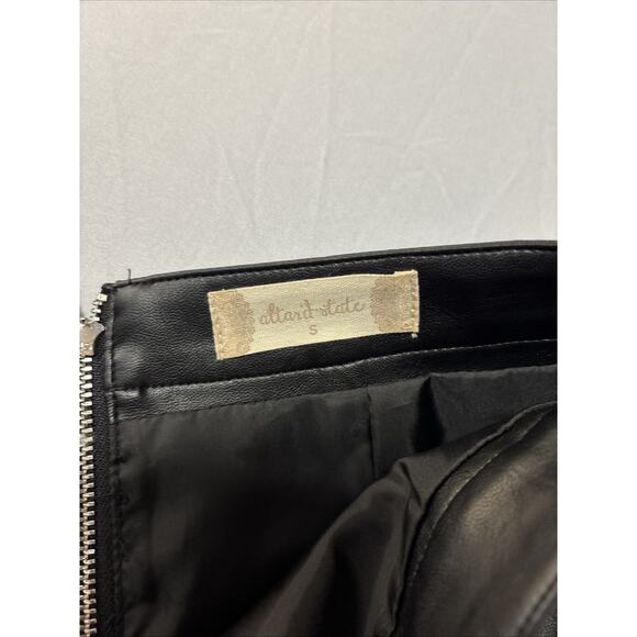 Altar'd State Women's Sm Black Faux Leather Mini Skirt Sexy Baddie Pinup Rocker - Picture 6 of 10
